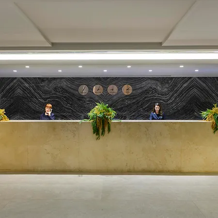 Elite World Grand 5*