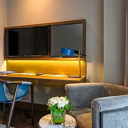 Elite World Grand Hotel
