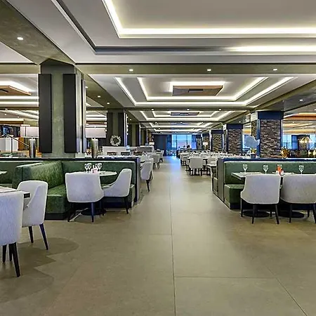 Elite World Grand Hotel