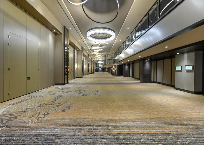 Elite World Grand Otel