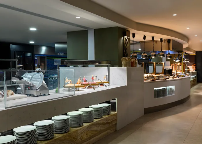 Elite World Grand Otel