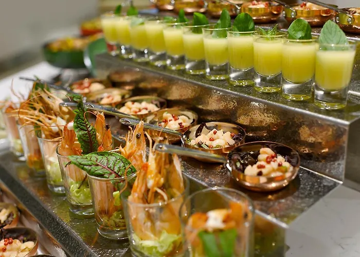 Elite World Grand Otel 5*